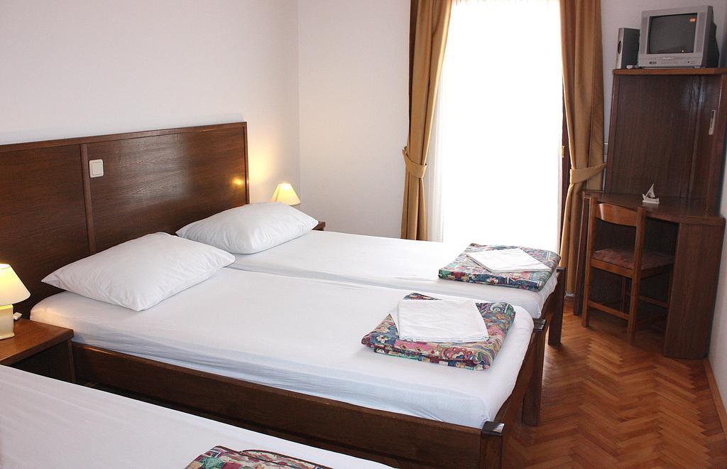 باغ Mb Bed&Breakfast الغرفة الصورة
