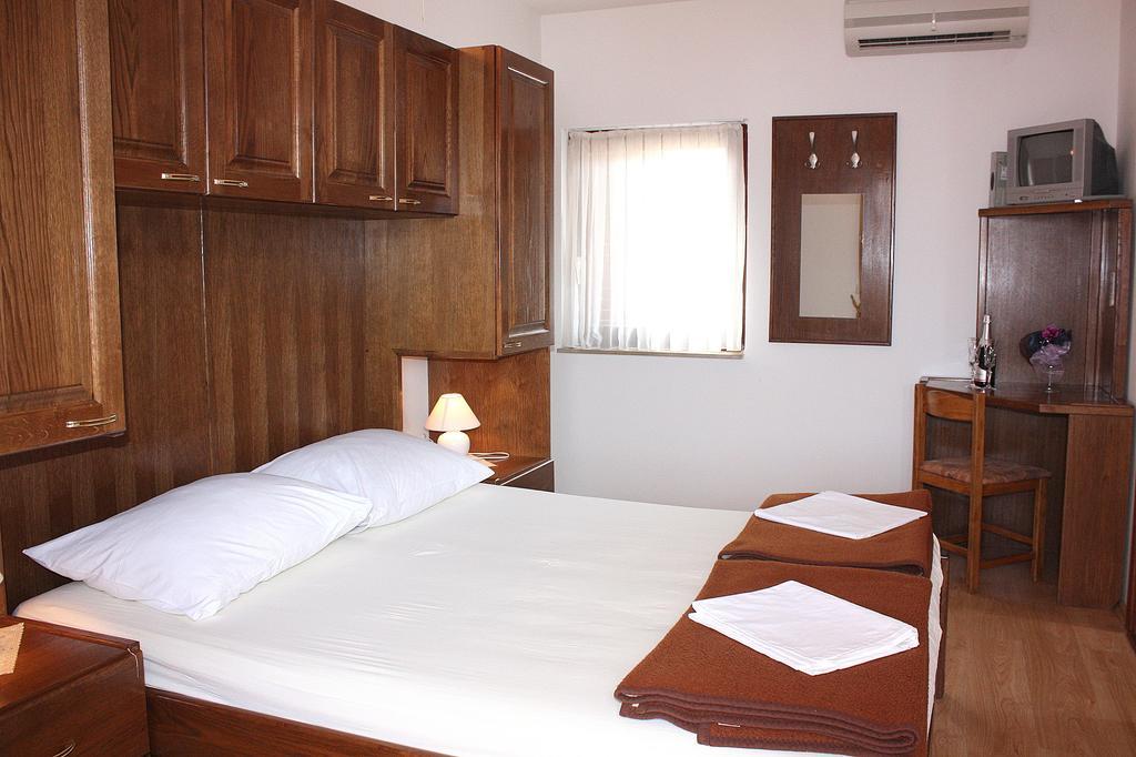 باغ Mb Bed&Breakfast الغرفة الصورة